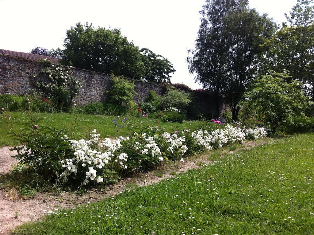 Le Clos De La Muse Saint-Junien Kültér fotó
